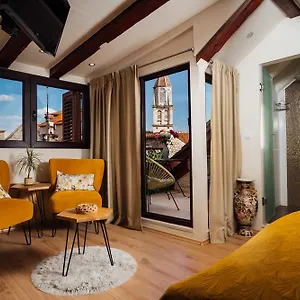 Maison d'hôtes Old Town Stars With Free Parking Trogir
