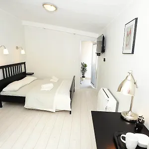 4* Bed & Breakfast Class