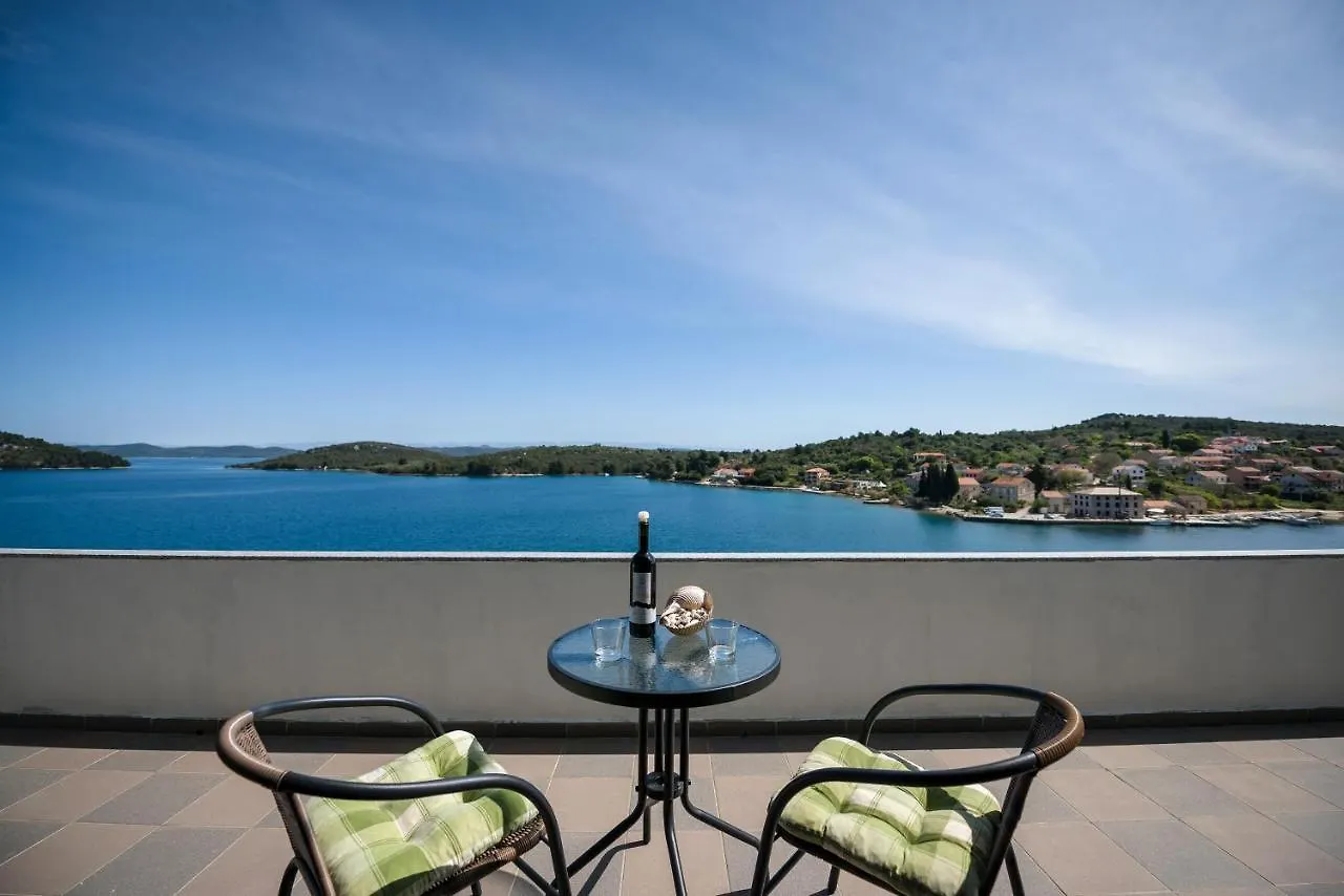 Picic Guesthouse Luka