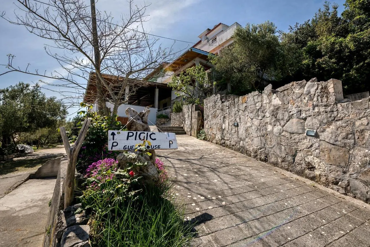 *** Bed & Breakfast Picic Guesthouse Luka Croatia