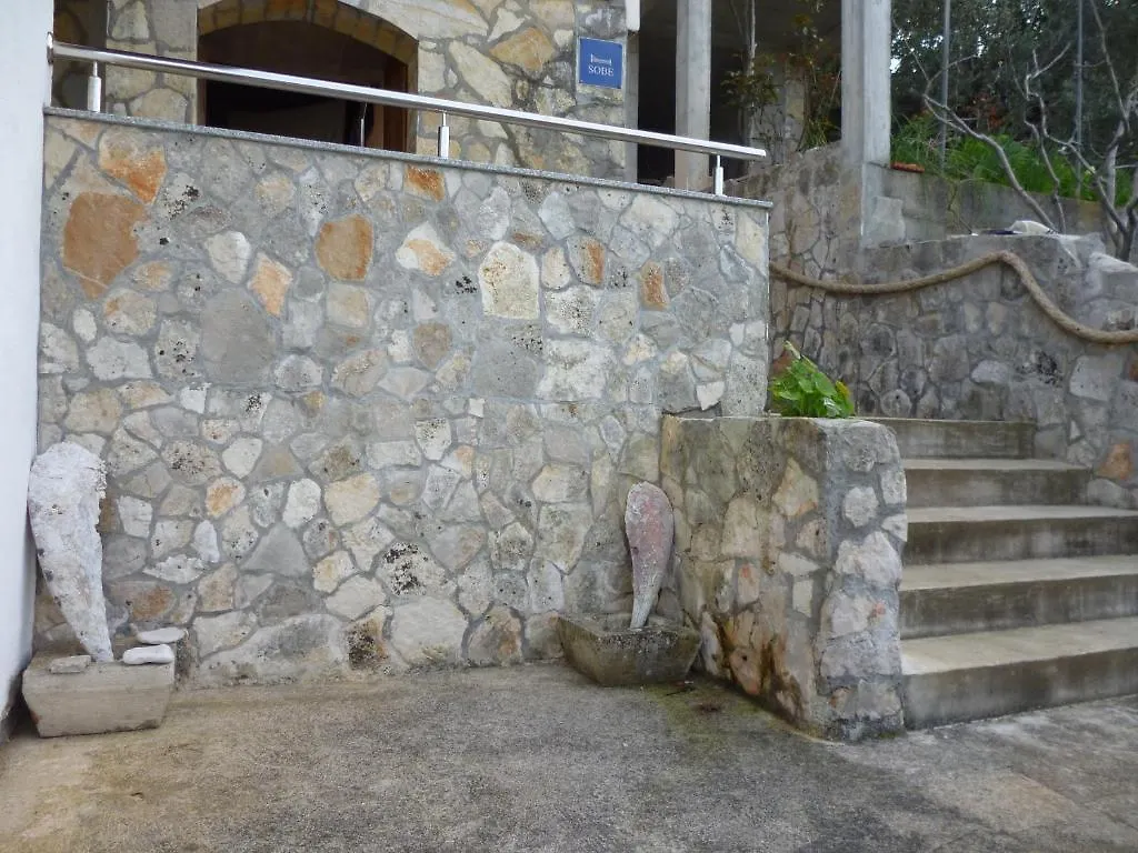 Bed & Breakfast Picic Guesthouse Luka